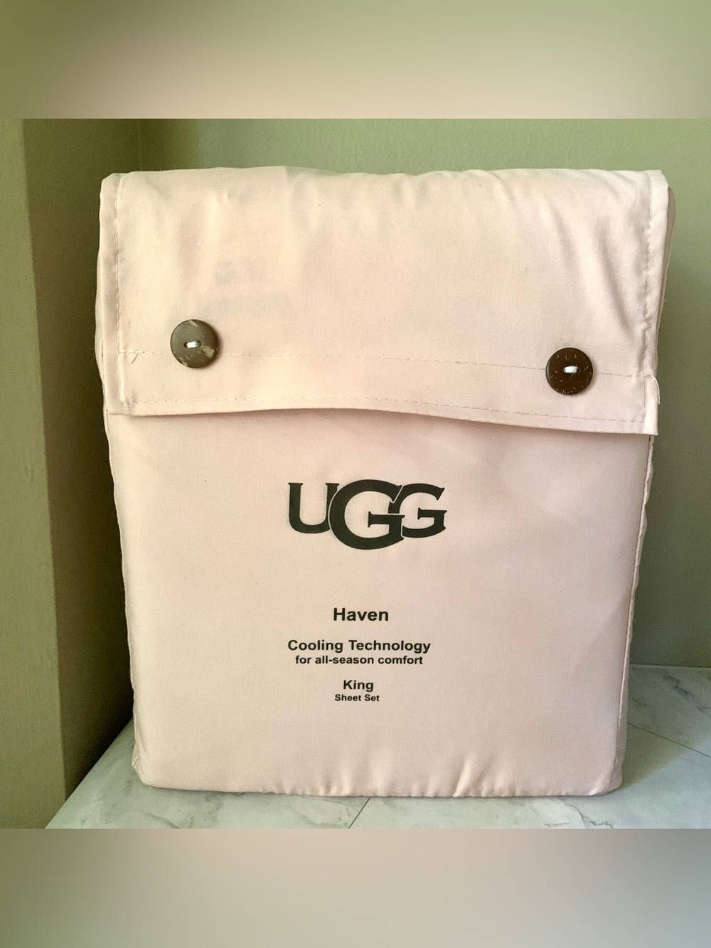 NWT UGG Haven Cooling Technology all Season Comfort "King Sheet Set" - Rose Tint